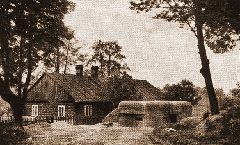 Archiwalne zdjęcia schronu przy ulicy Legionów Archiwalne zdjęcia schronu przy ulicy Legionów