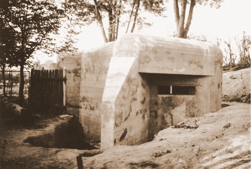 Archiwalne zdjęcia schronu przy ulicy Legionów Archiwalne zdjęcia schronu przy ulicy Legionów